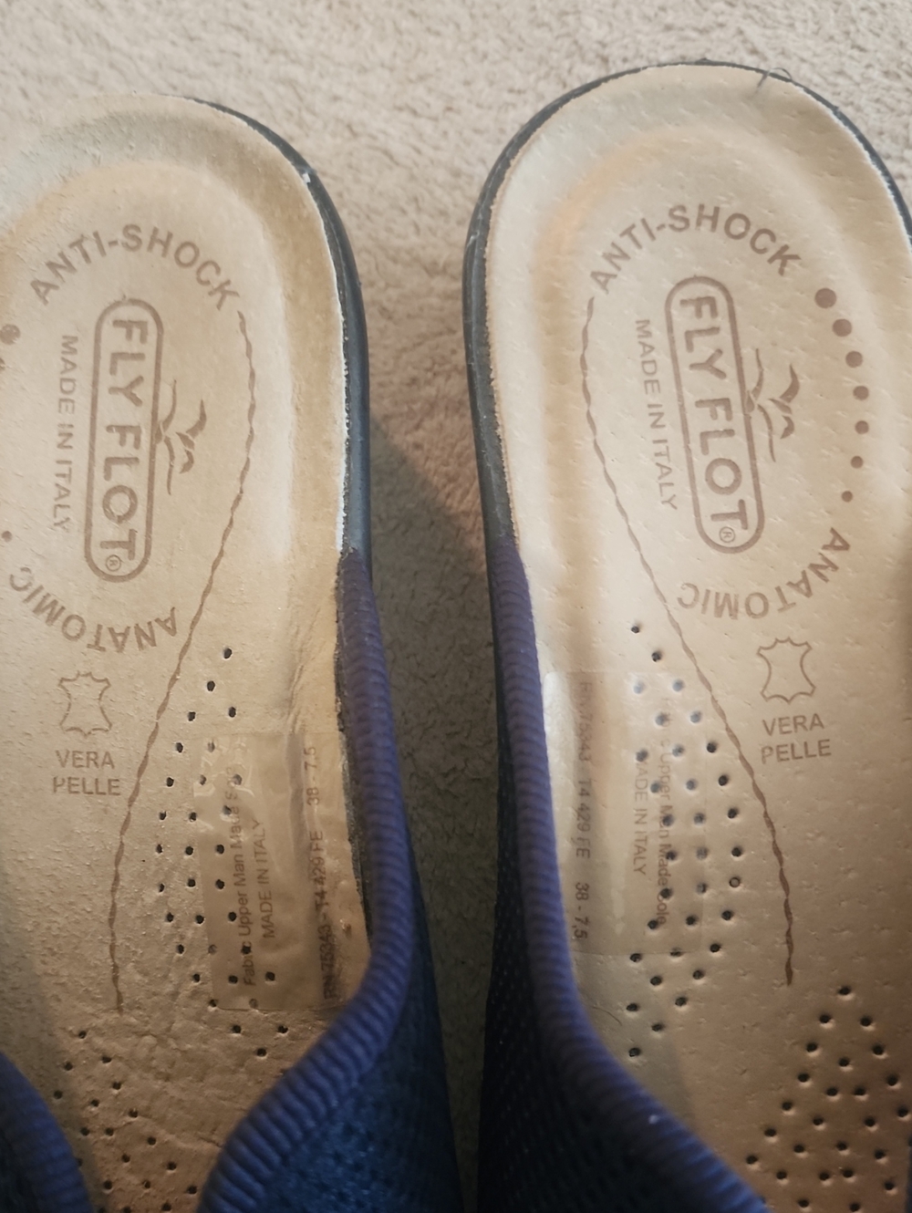 NWT.Fly Flot Navy Mesh Open-Toe Slide Sandals - Picture 3 of 9